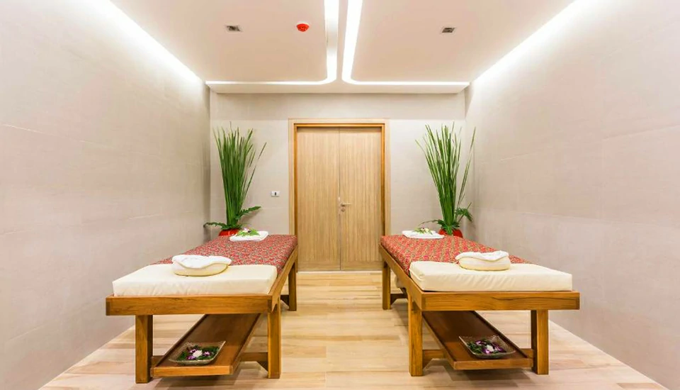 هتل بلو سوتل کرابی